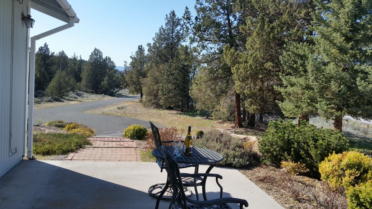 Photo of Outdoor in Weed