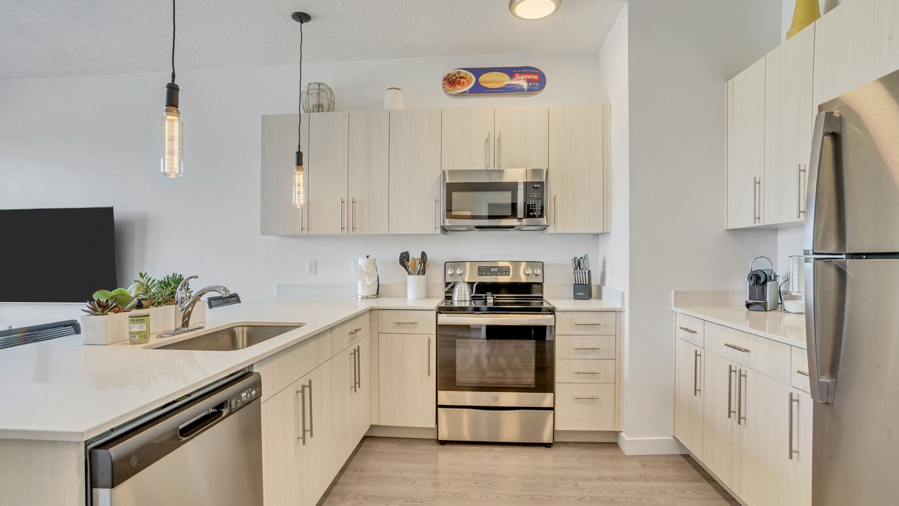 Photo of Kitchen in People's Freeway