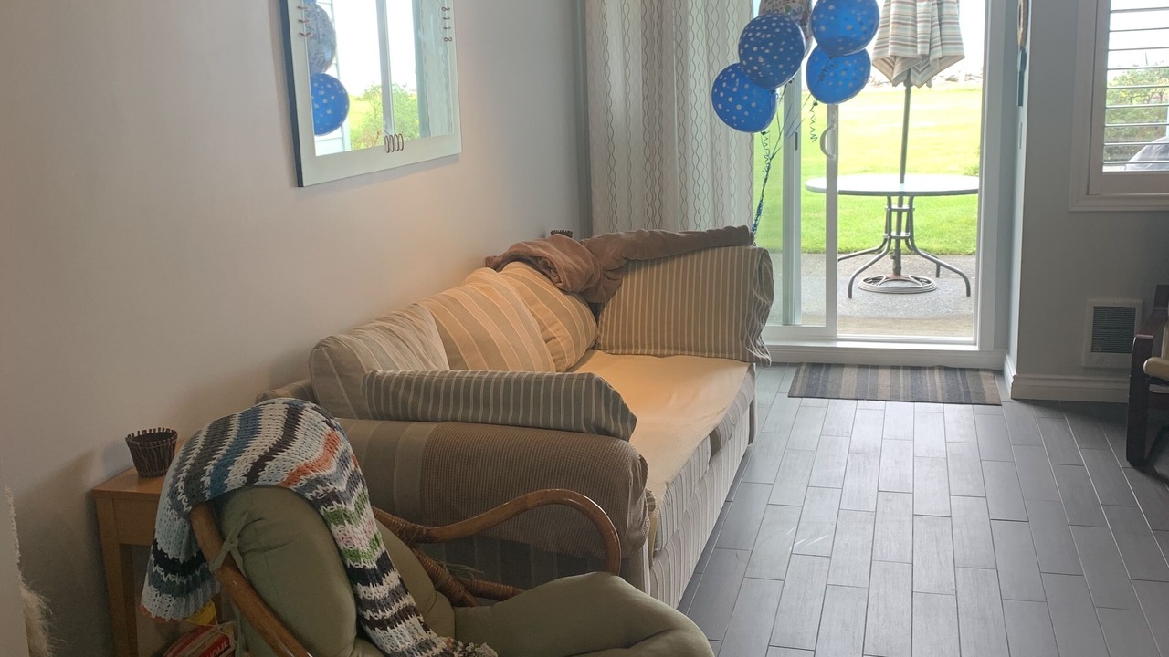 Photo of Livingroom in Point Roberts