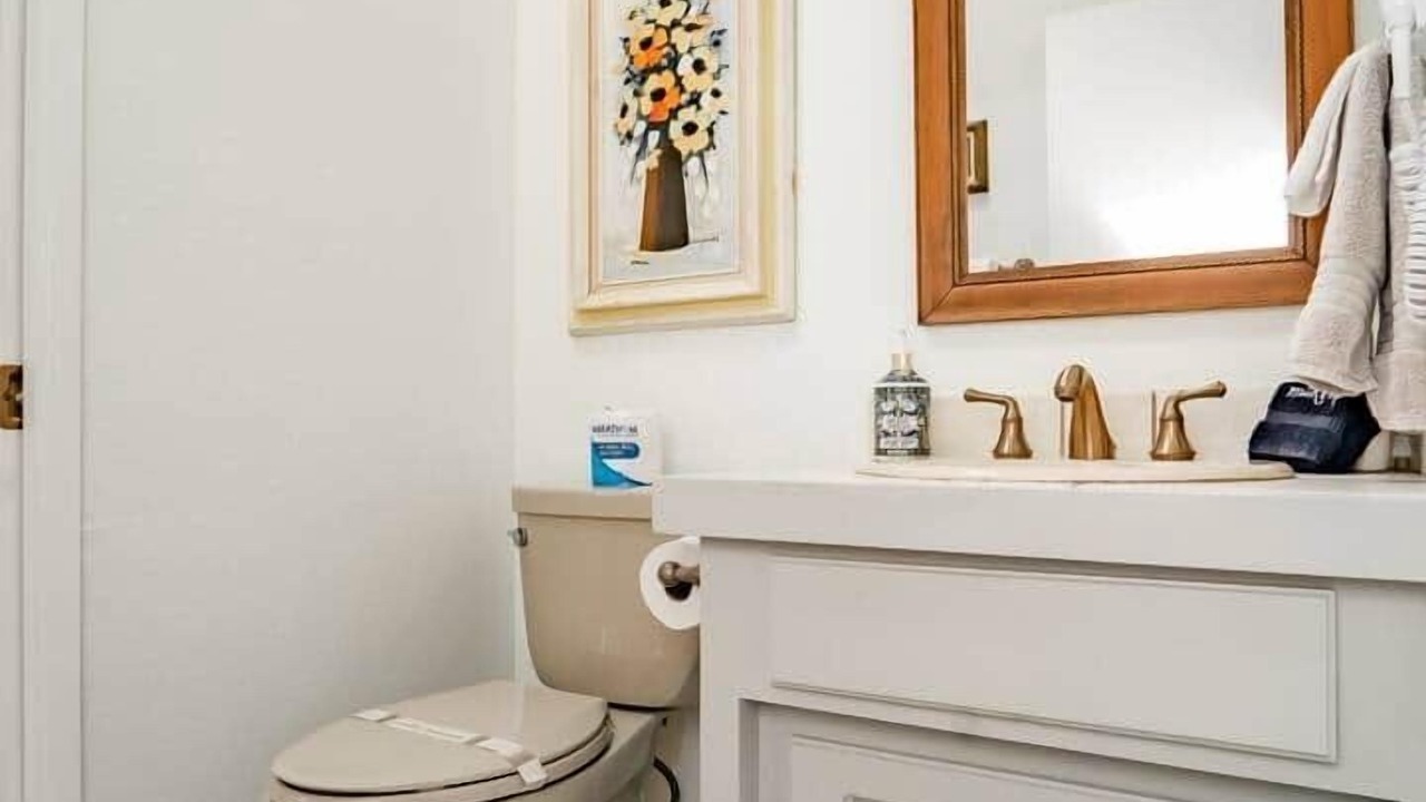 Photo of Bathroom in Port Angeles
