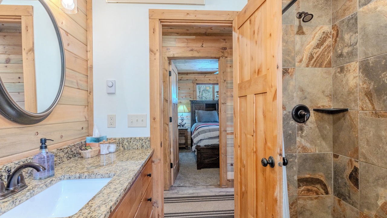 Photo of Bathroom in Island Park