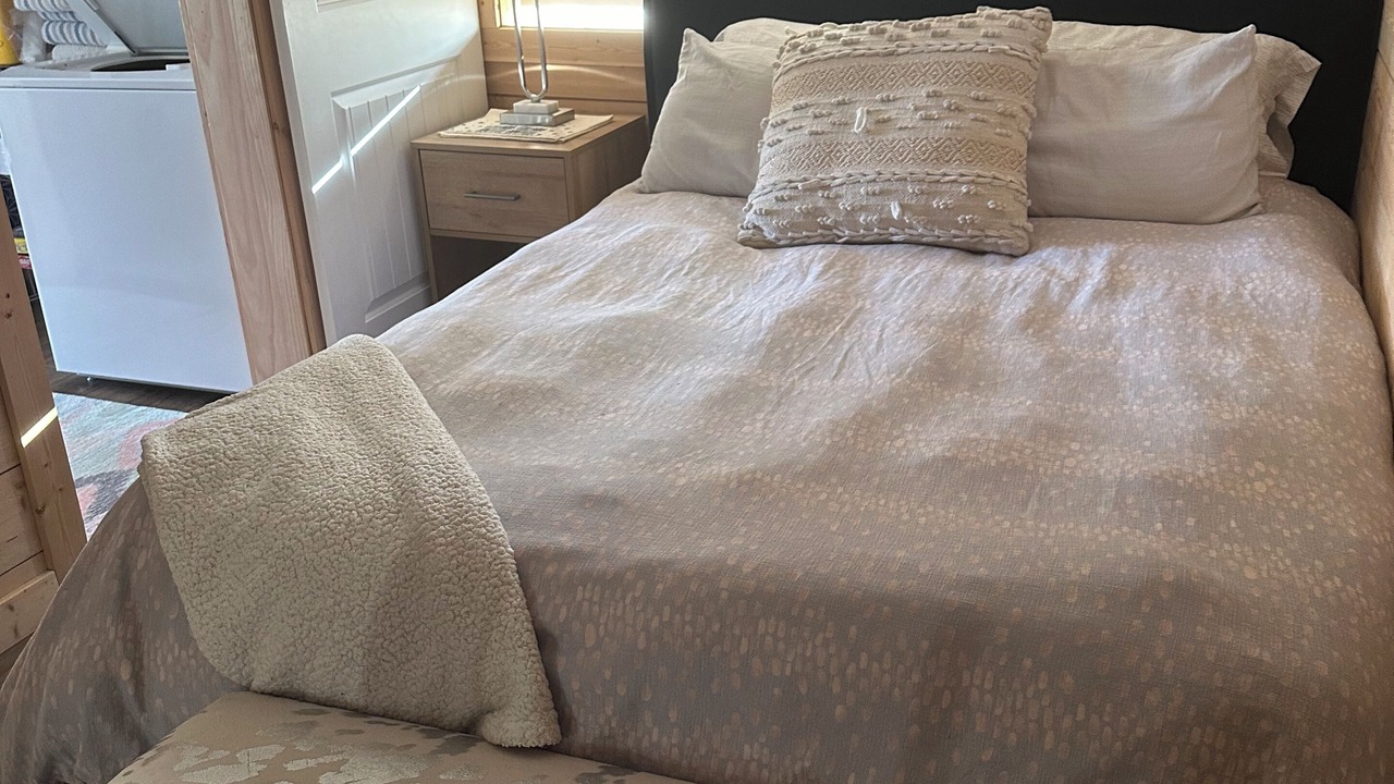 Photo of Bedroom in Victor
