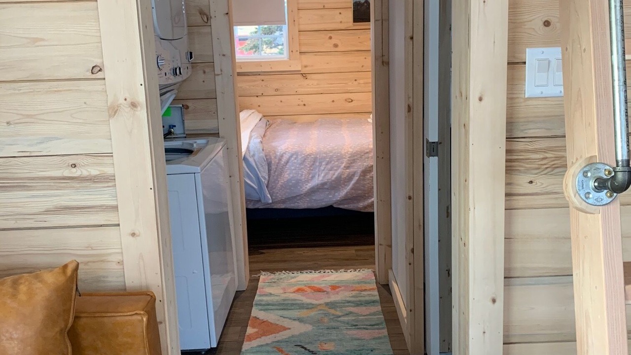 Photo of Bedroom in Victor
