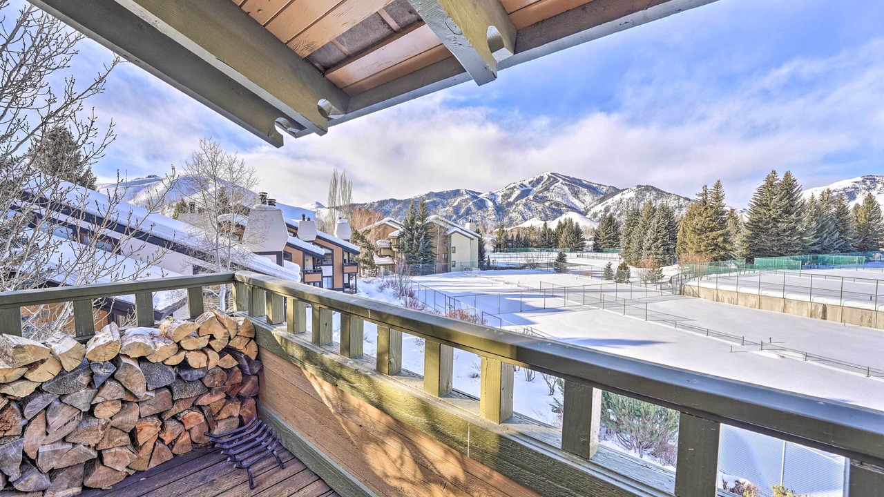 Photo of Patio Balcony in Elkhorn