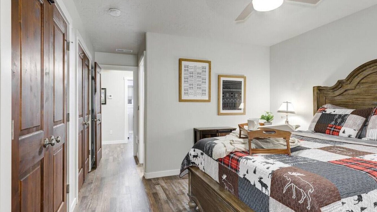 Photo of Bedroom in Fir Grove Estates