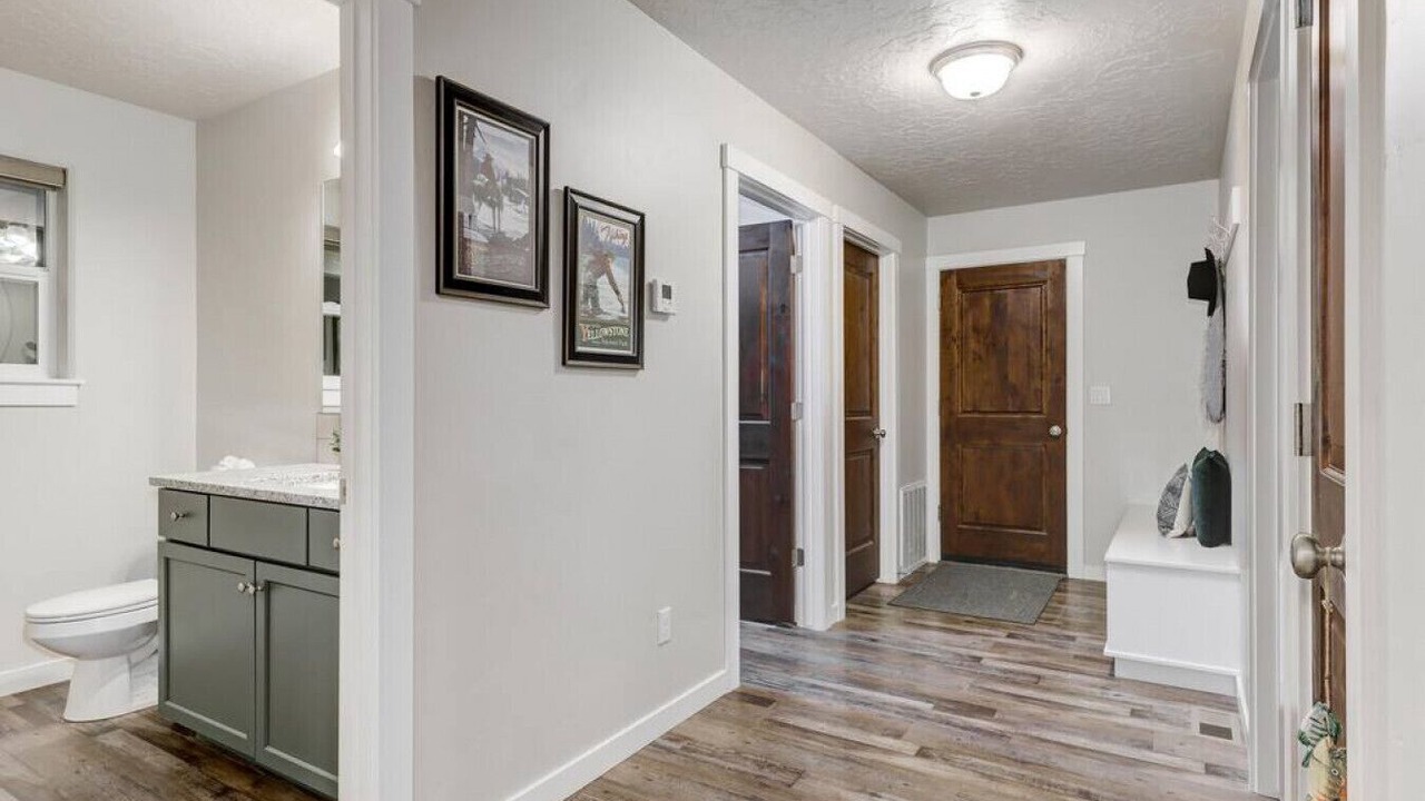 Photo of Bathroom in Fir Grove Estates