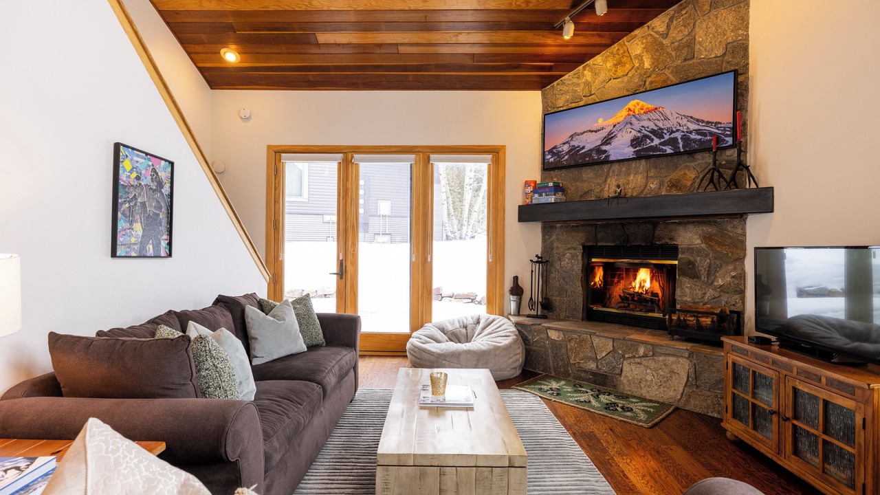 Photo of Livingroom in Big Horn