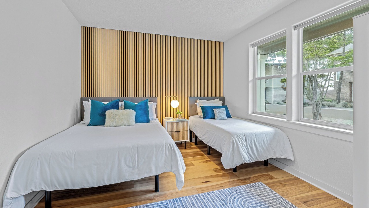 Photo of Bedroom in Rockaway Beach