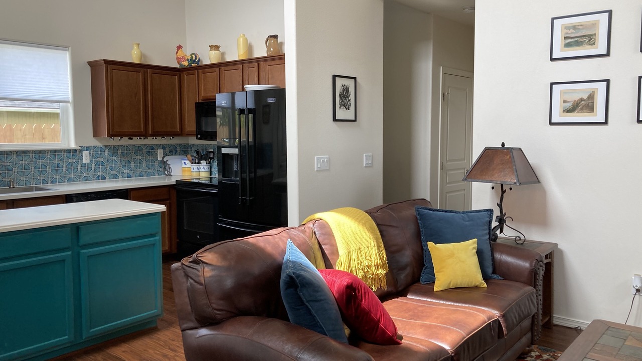 Photo of Livingroom in Pateros