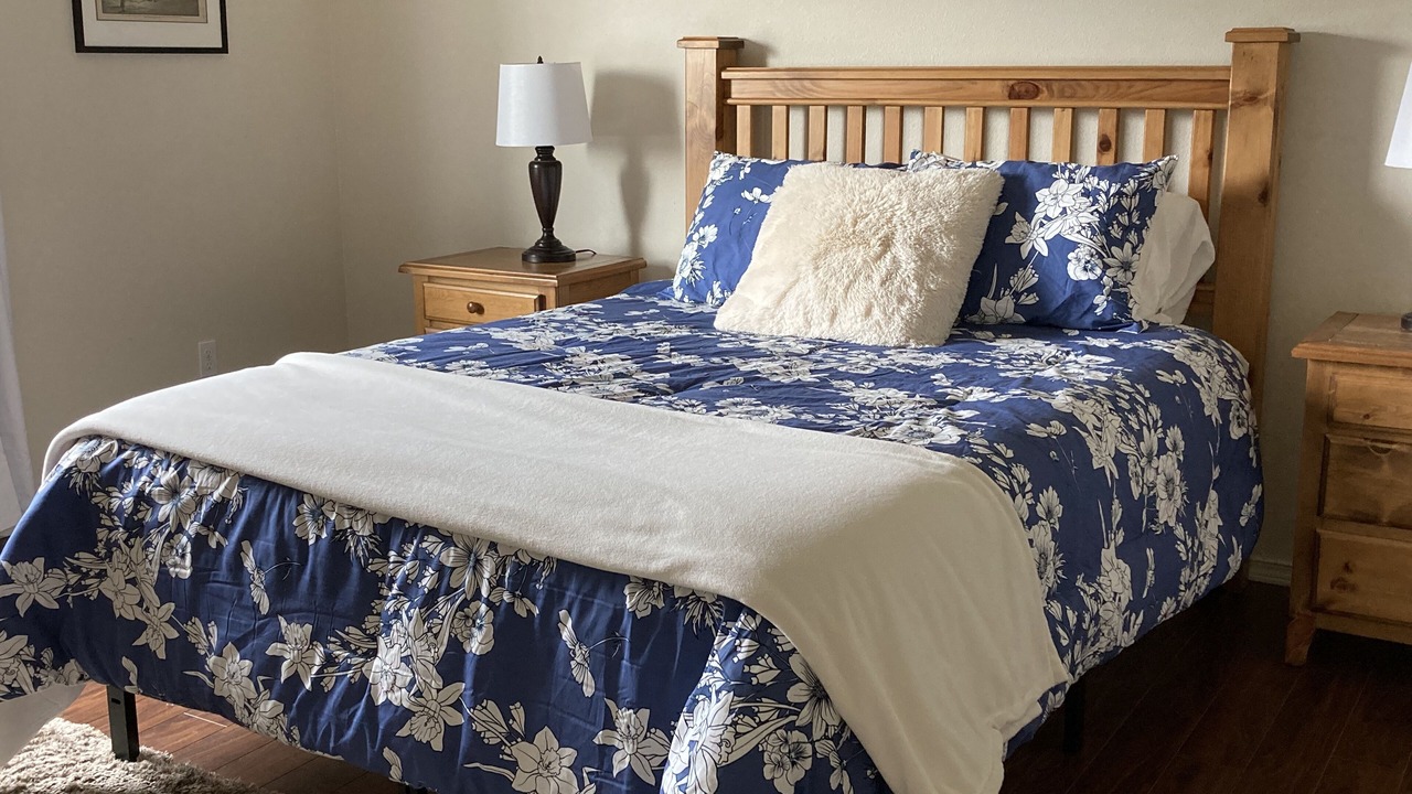 Photo of Bedroom in Pateros