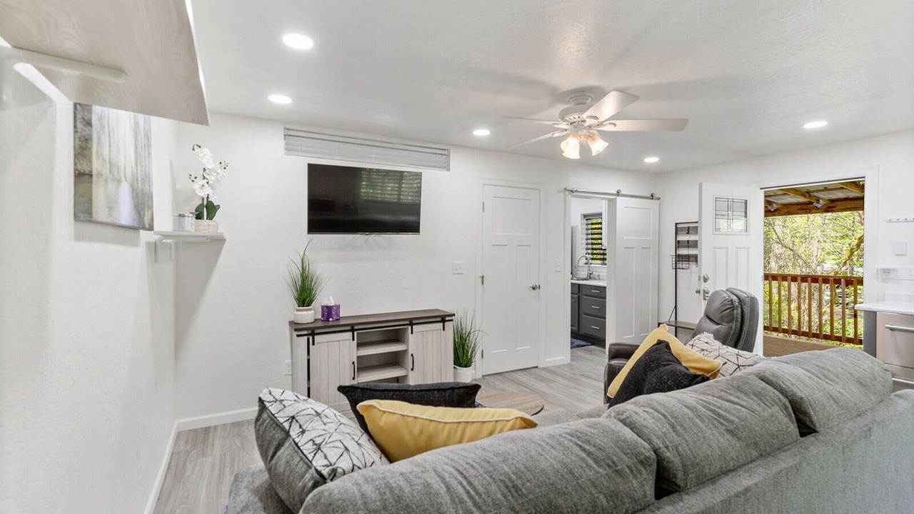 Photo of Bedroom in Grants Pass