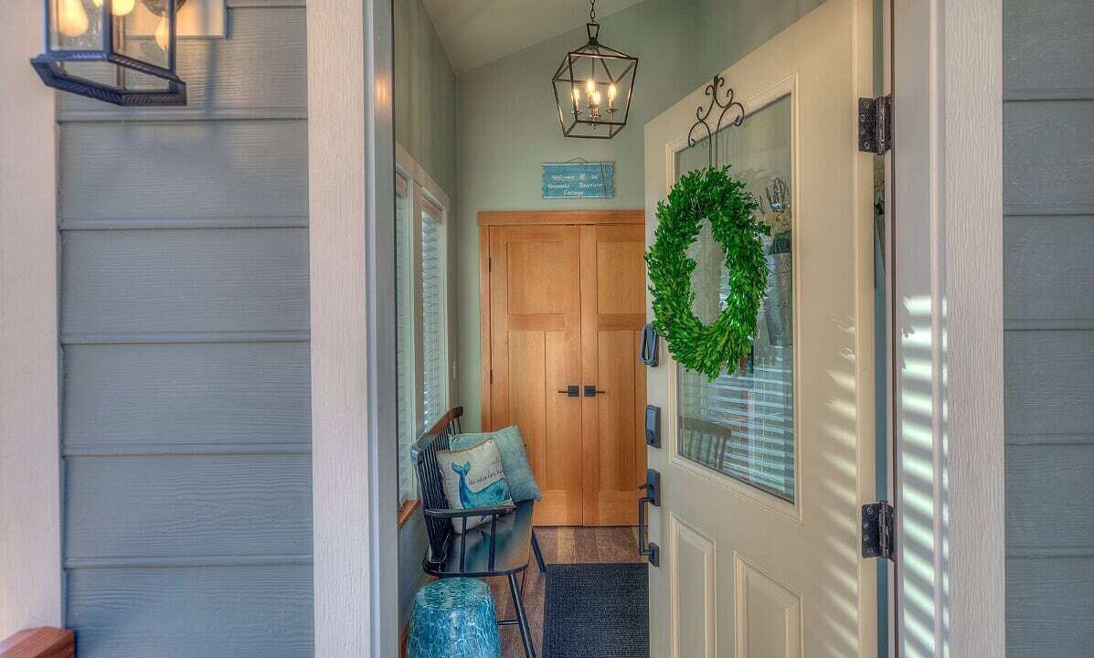 Photo of Bedroom in Eastsound
