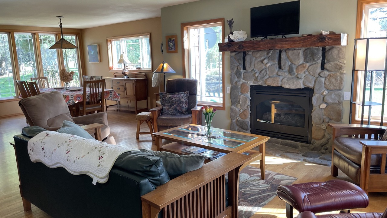 Photo of Livingroom in Sequim