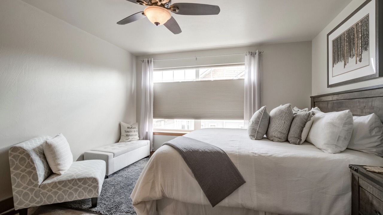 Photo of Bedroom in Valley West