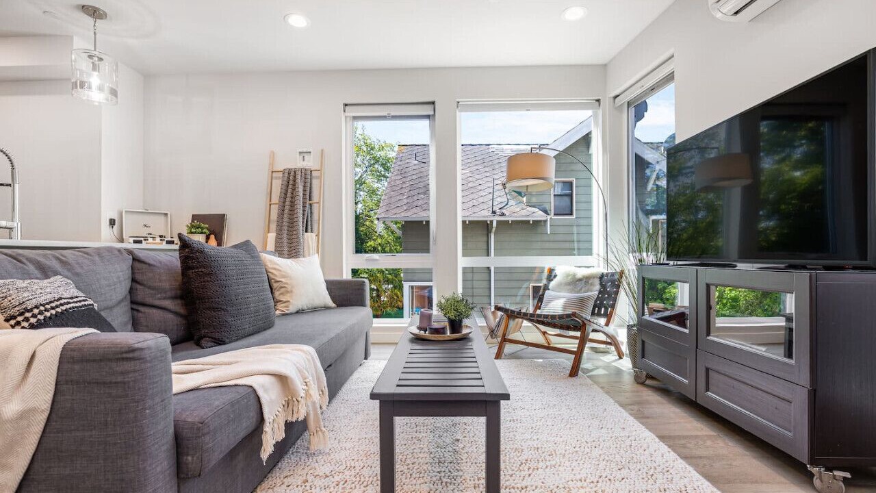 Photo of Livingroom in Wallingford