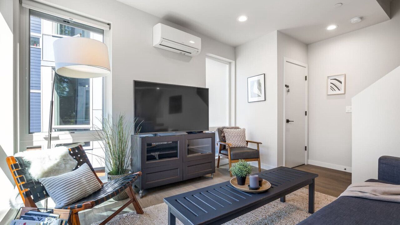 Photo of Livingroom in Wallingford