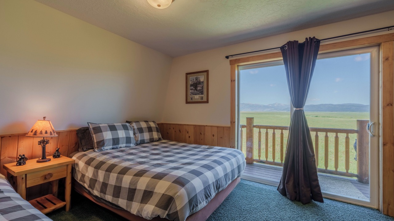 Photo of Bedroom in Island Park