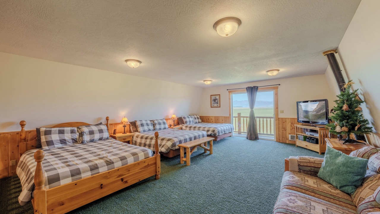 Photo of Bedroom in Island Park