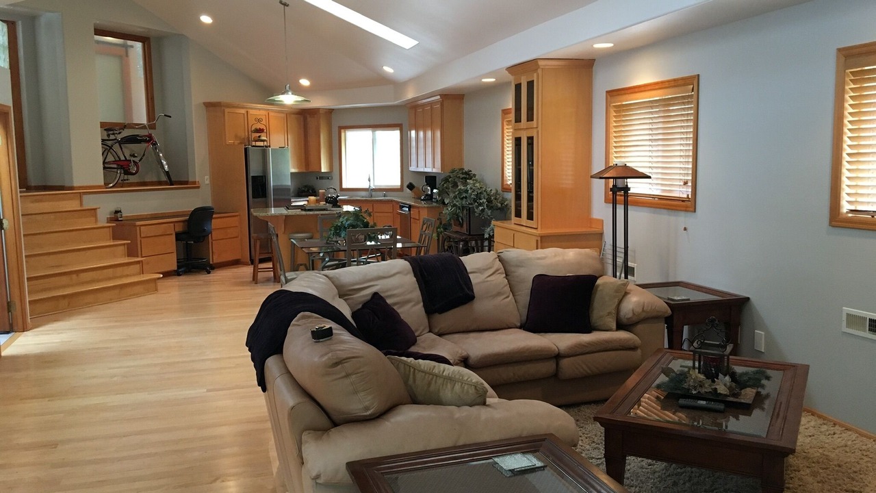 Photo of Livingroom in Seattle Hill-Silver Firs