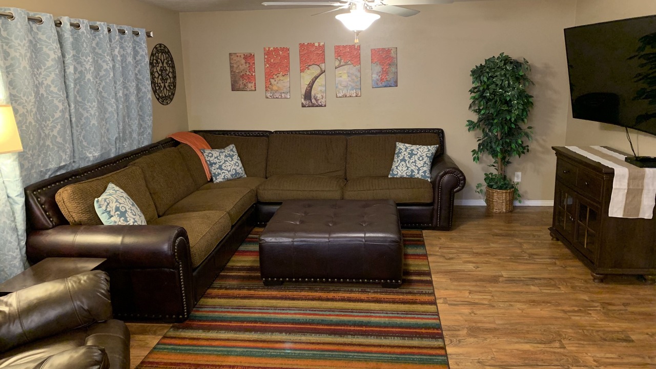 Photo of Livingroom in Ammon