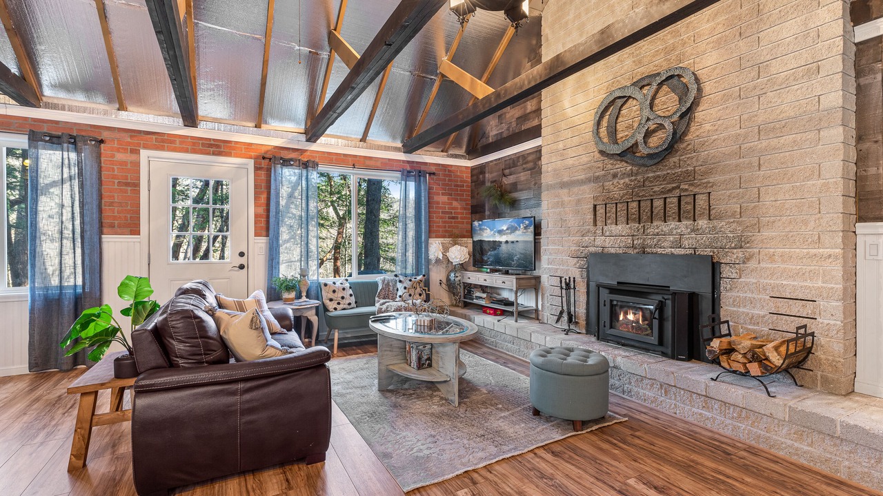 Photo of Livingroom in Jacksonville
