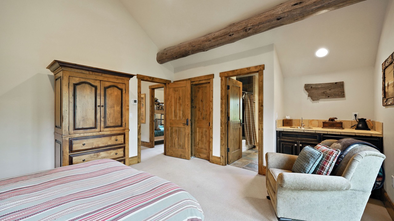 Photo of Bedroom in Spanish Peaks