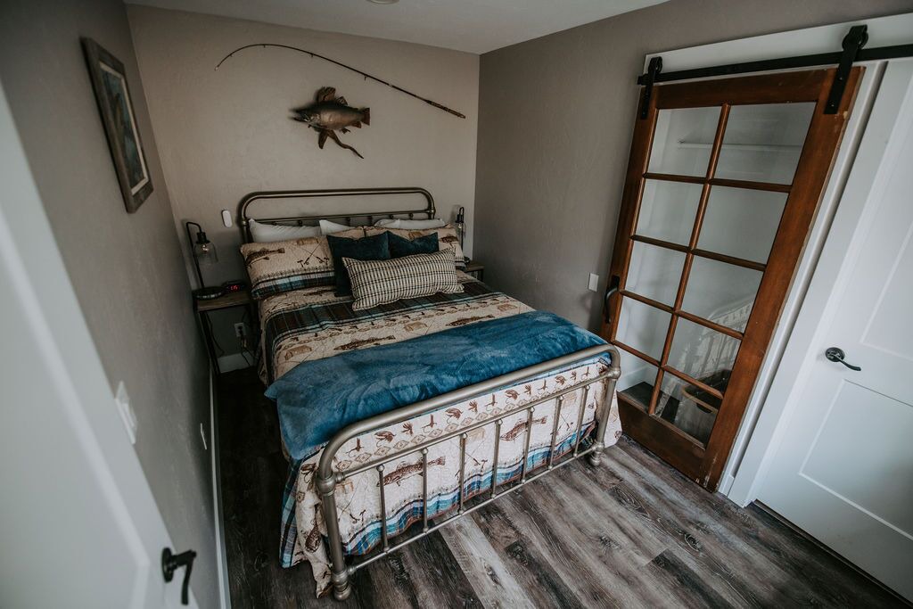 Photo of Bedroom in Salmon