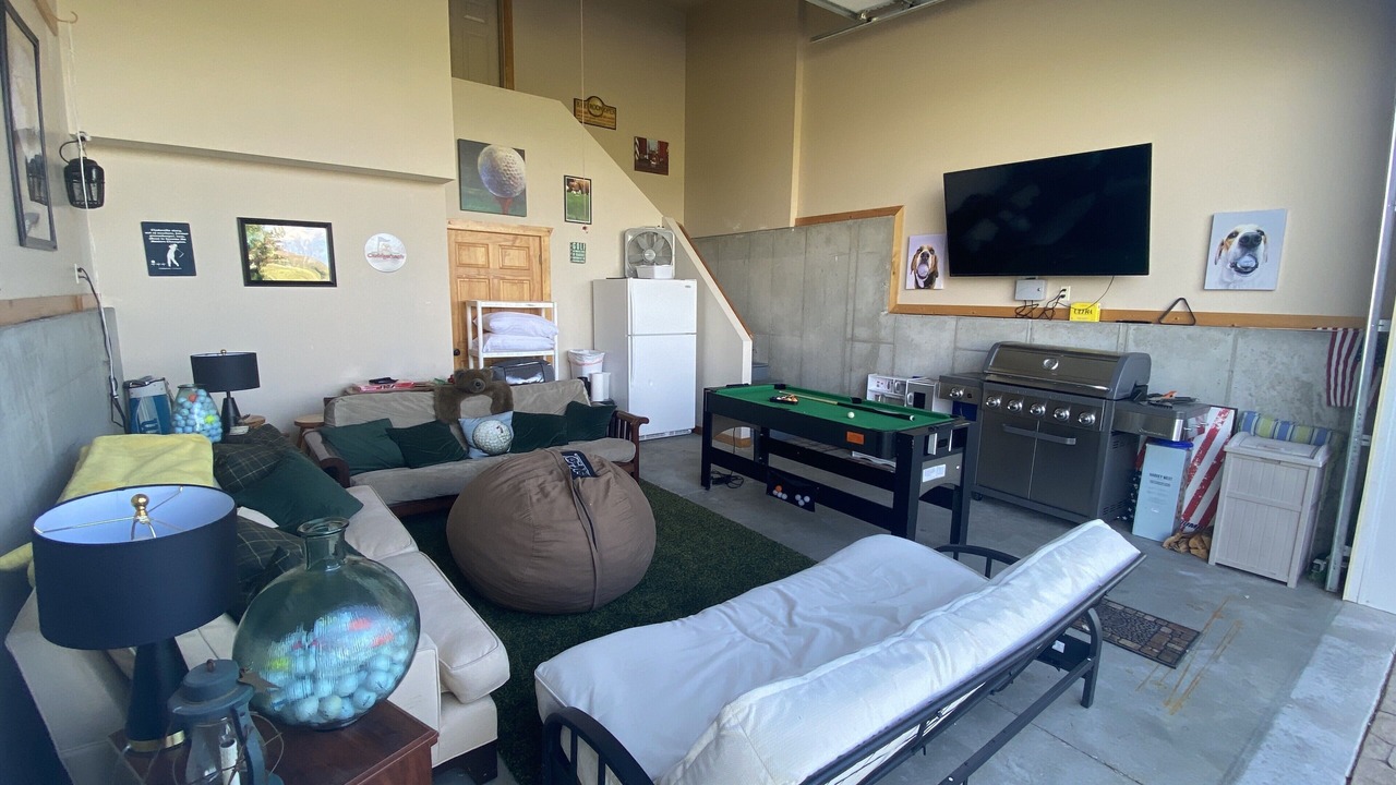 Photo of Bedroom in Sweetwater