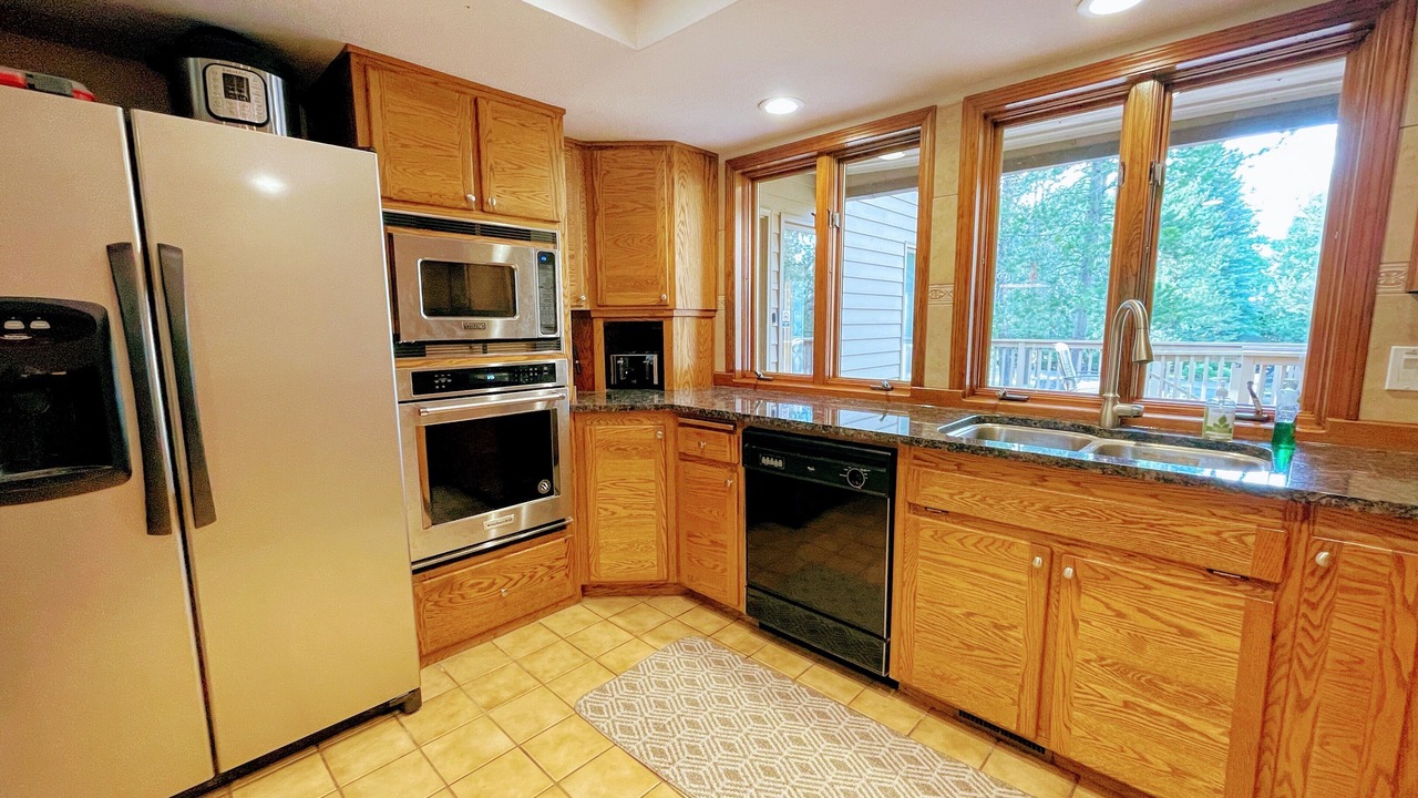 Photo of Kitchen in Sunriver