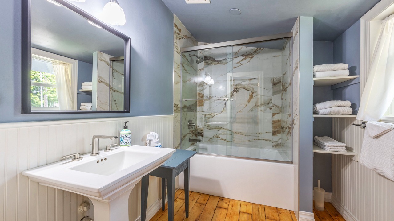Photo of Bathroom in White Salmon