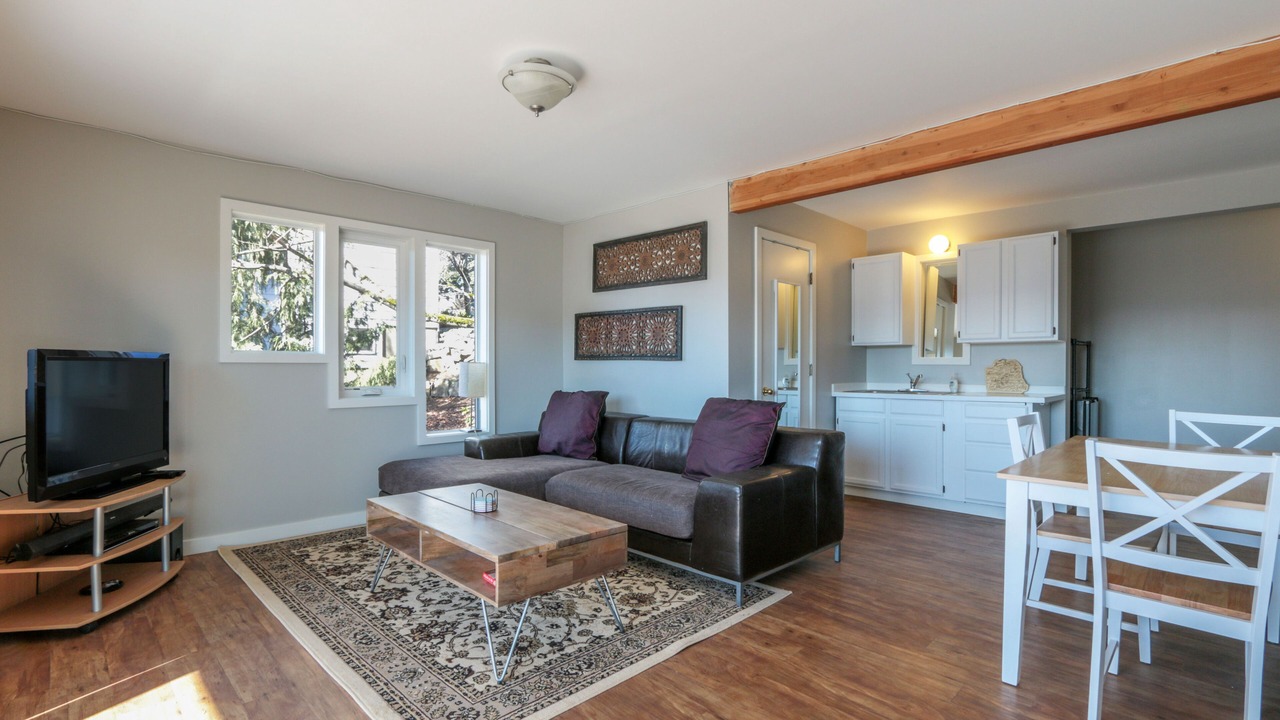 Photo of Livingroom in White Salmon