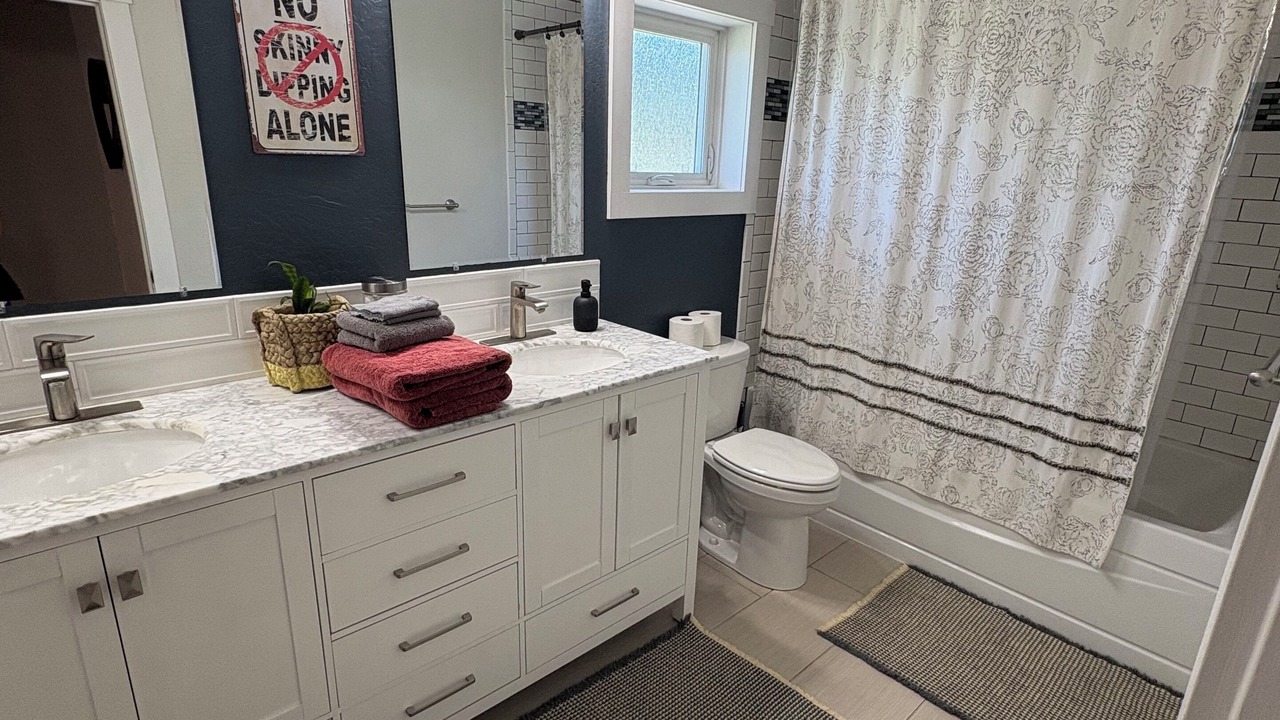 Photo of Bathroom in Dalton Gardens