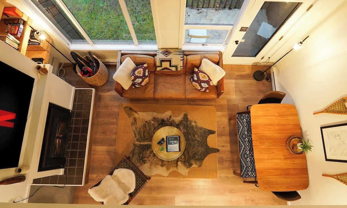 Photo of Livingroom in Glacier