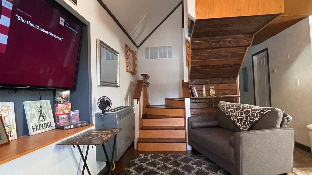 Photo of Livingroom in Island Park
