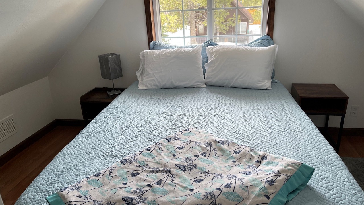 Photo of Bedroom in Island Park