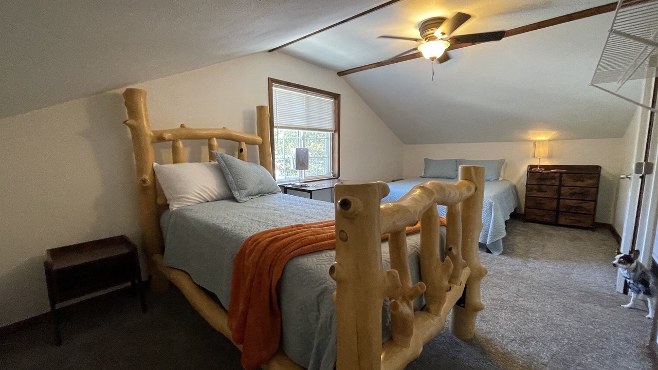 Photo of Bedroom in Island Park