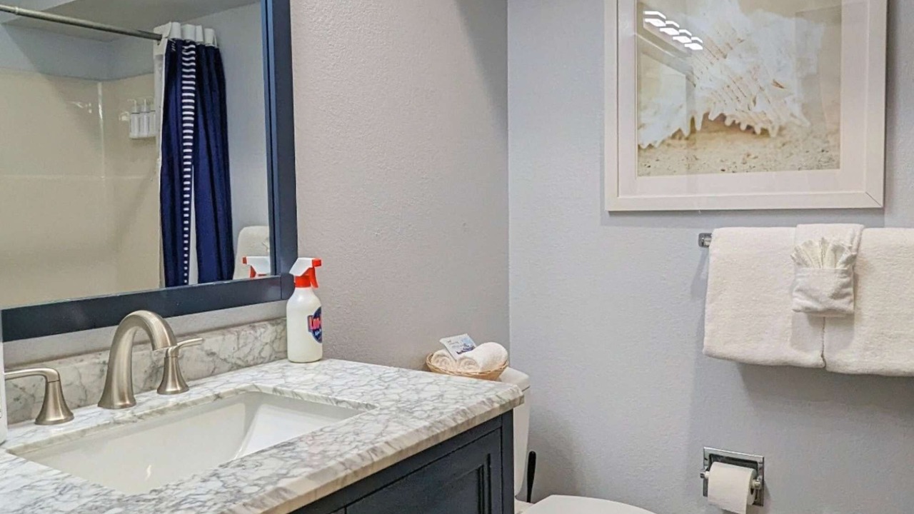 Photo of Bathroom in Ocean Shores