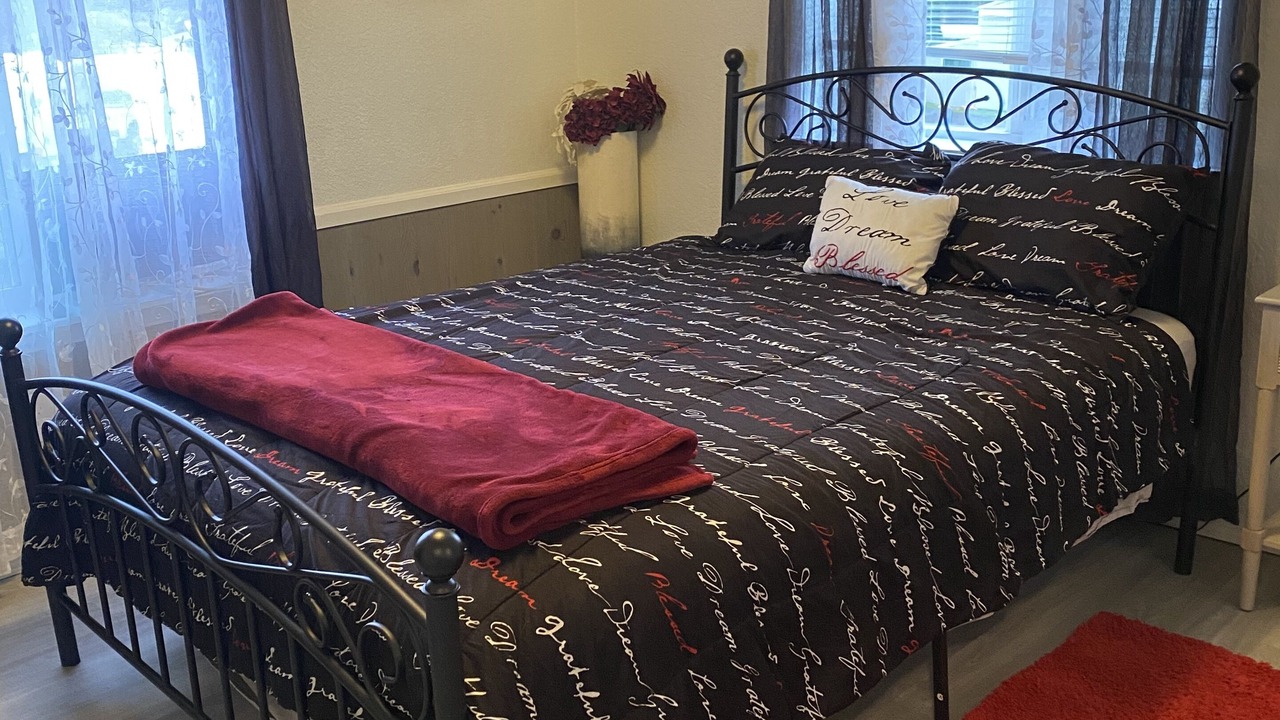 Photo of Bedroom in Spanaway