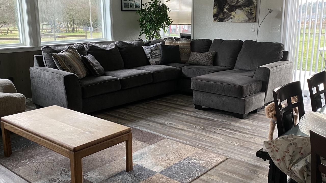 Photo of Livingroom in Spanaway