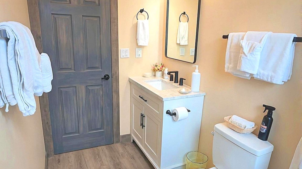 Photo of Bathroom in Ocean Shores