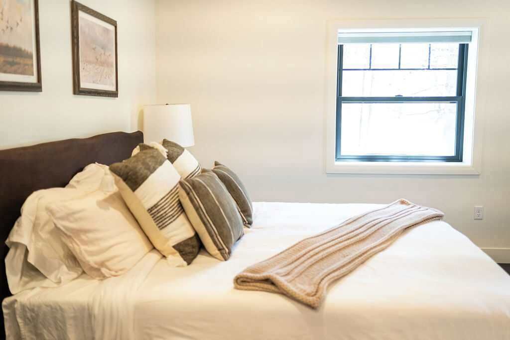 Photo of Bedroom in Island Park