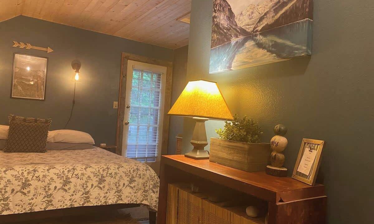 Photo of Bedroom in Forks