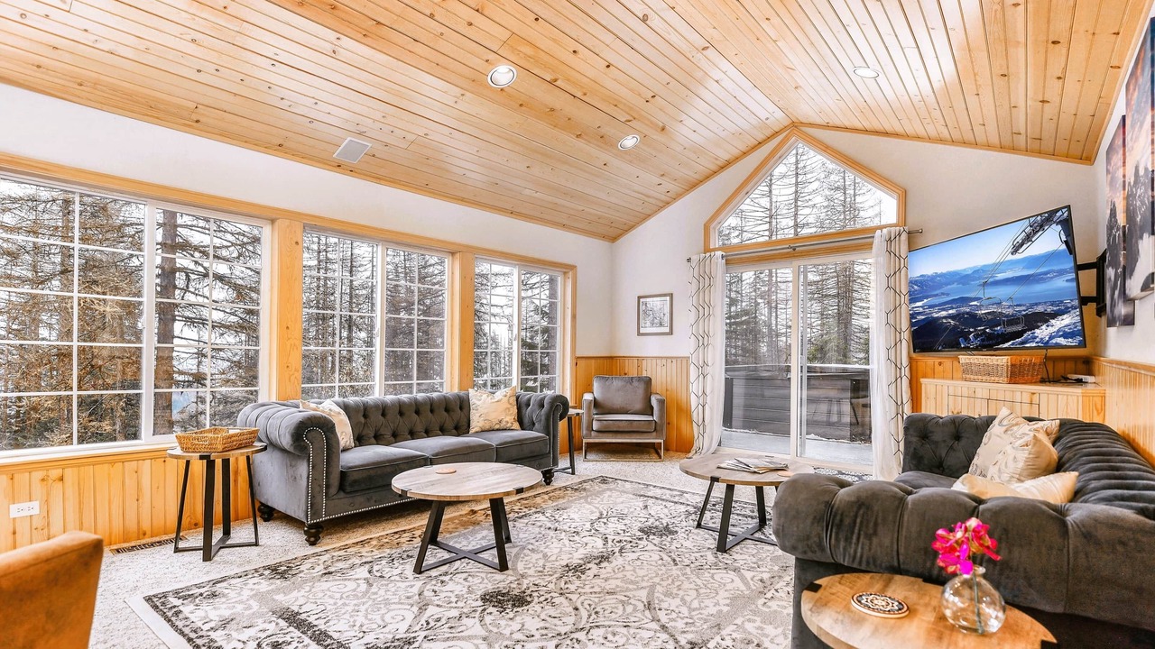 Photo of Bedroom in Sandpoint