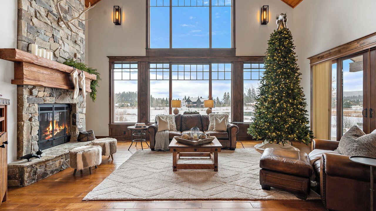 Photo of Livingroom in McCall