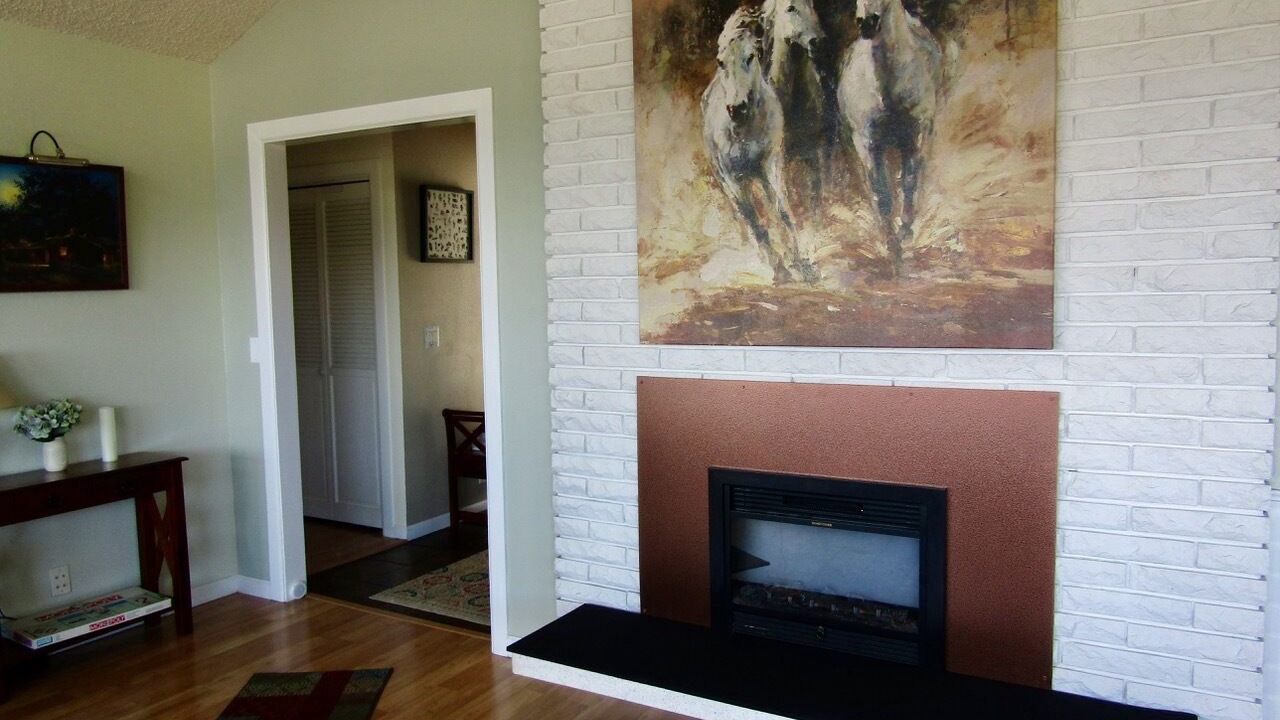 Photo of Livingroom in Port Angeles