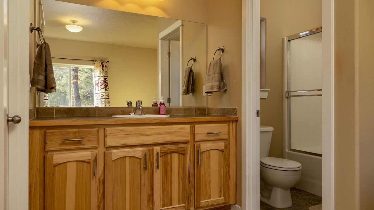 Photo of Bathroom in Chiloquin