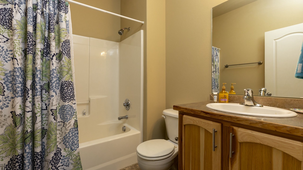 Photo of Bathroom in Chiloquin