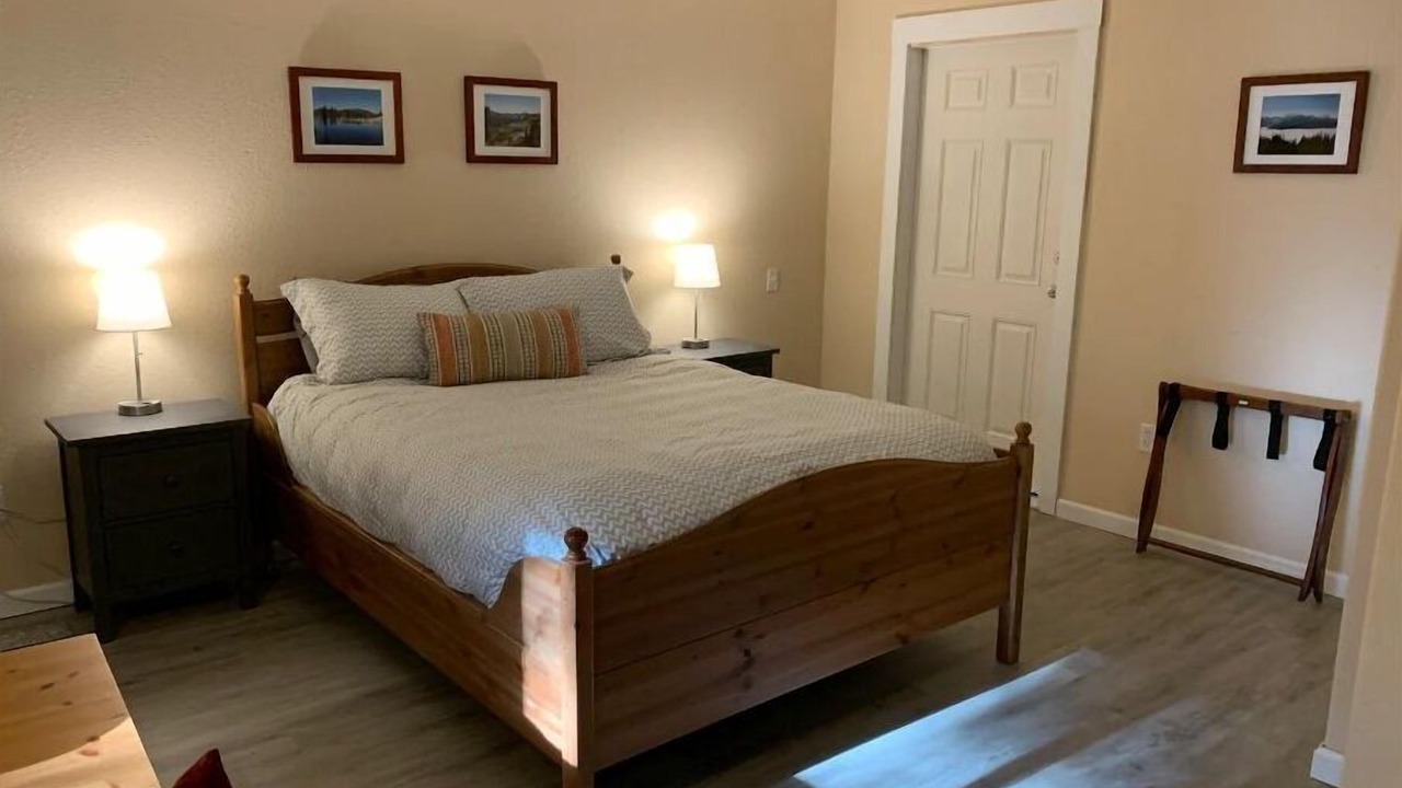Photo of Bedroom in Lake Forest Park