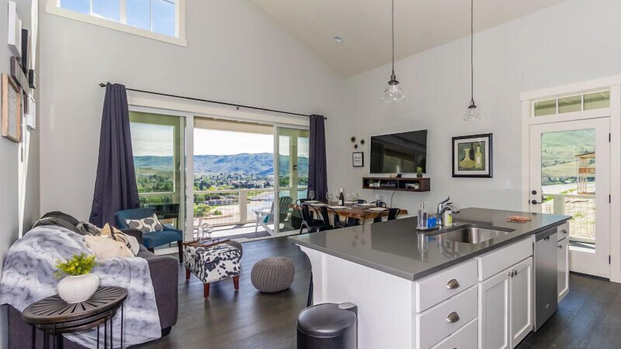 Photo of Bedroom in Chelan