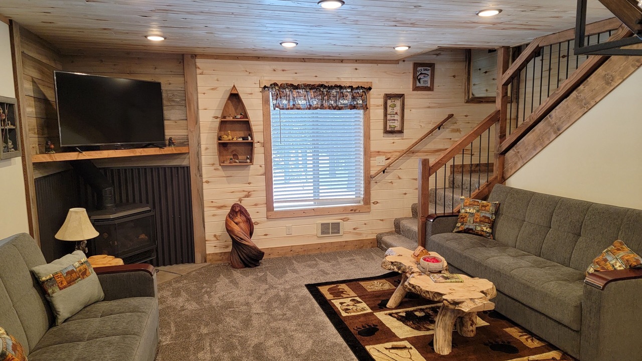 Photo of Livingroom in Island Park
